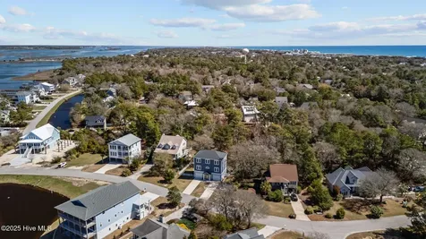 310 Lord Berkeley Drive Emerald Isle NC 28594
