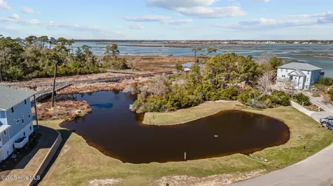 310 Lord Berkeley Drive Emerald Isle NC 28594