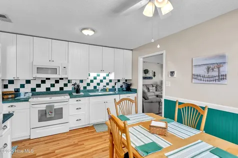 622 Sand Ridge Road Hubert NC 28539