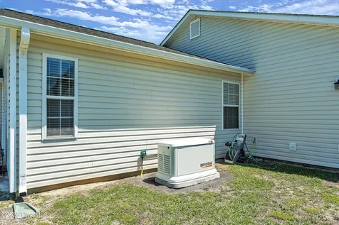 622 Sand Ridge Road Hubert NC 28539