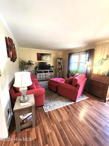 186 Sand Ridge Road Hubert NC 28539