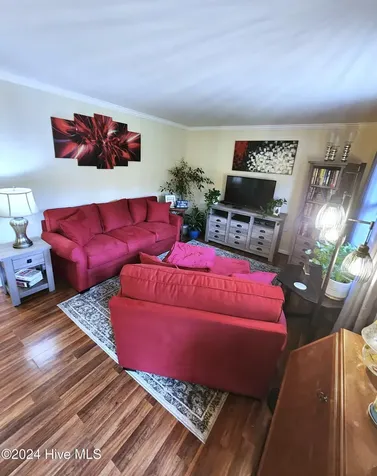 186 Sand Ridge Road Hubert NC 28539