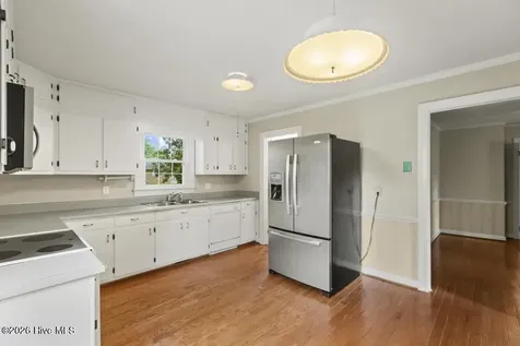 309 Forest Grove Avenue Jacksonville NC 28540
