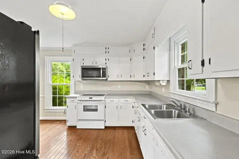 309 Forest Grove Avenue Jacksonville NC 28540