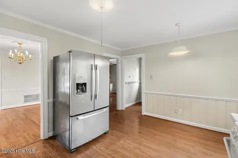309 Forest Grove Avenue Jacksonville NC 28540