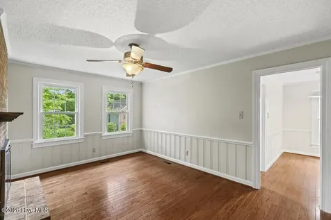 309 Forest Grove Avenue Jacksonville NC 28540