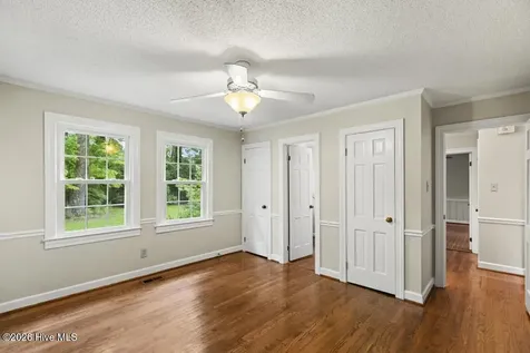 309 Forest Grove Avenue Jacksonville NC 28540