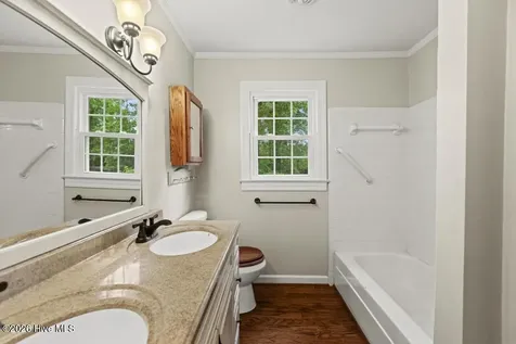 309 Forest Grove Avenue Jacksonville NC 28540