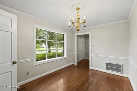 309 Forest Grove Avenue Jacksonville NC 28540