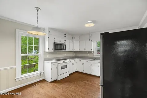 309 Forest Grove Avenue Jacksonville NC 28540