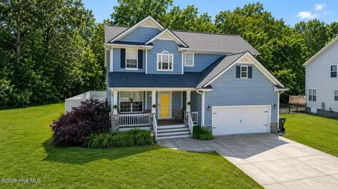2857 Little Gem Circle Winterville NC 28590