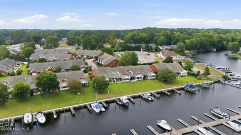 31 Pier Pointe New Bern NC 28562