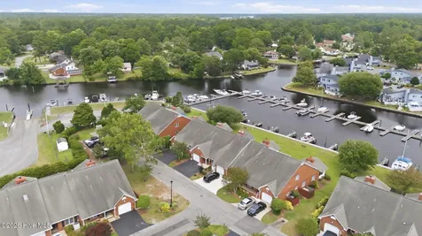 31 Pier Pointe New Bern NC 28562