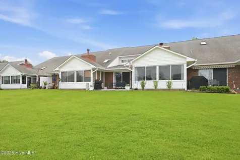 31 Pier Pointe New Bern NC 28562