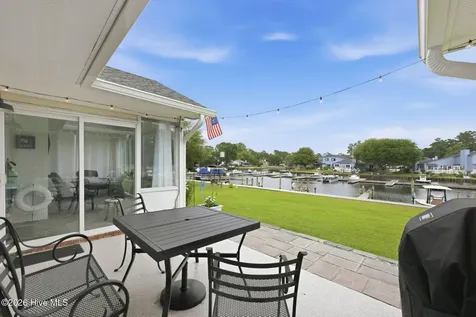 31 Pier Pointe New Bern NC 28562