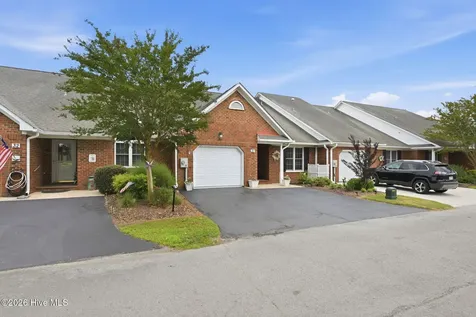 31 Pier Pointe New Bern NC 28562