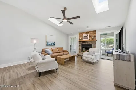 31 Pier Pointe New Bern NC 28562