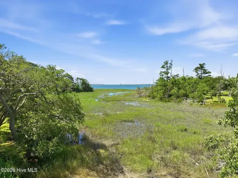 174 Windy Point Road Beaufort NC 28516