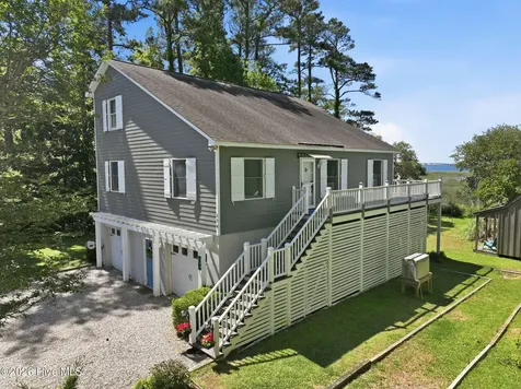 174 Windy Point Road Beaufort NC 28516
