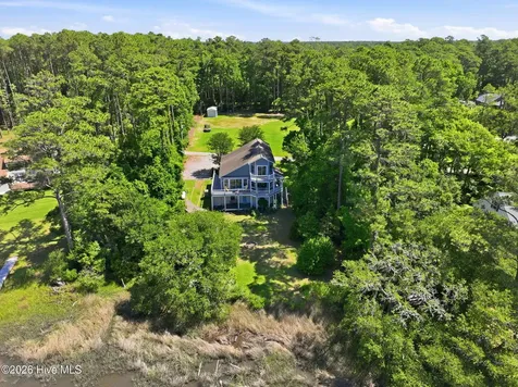174 Windy Point Road Beaufort NC 28516