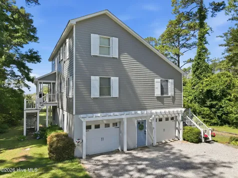 174 Windy Point Road Beaufort NC 28516