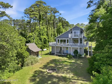 174 Windy Point Road Beaufort NC 28516