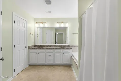 4529 Pine Hollow Drive Wilmington NC 28412