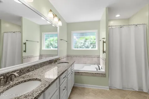 4529 Pine Hollow Drive Wilmington NC 28412