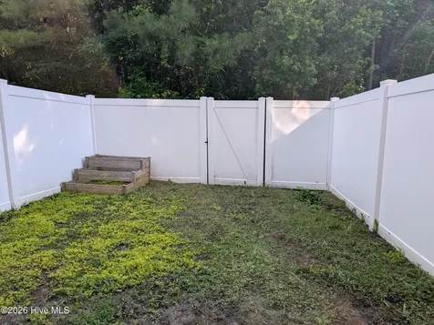 314 Glenhaven Lane Jacksonville NC 28546
