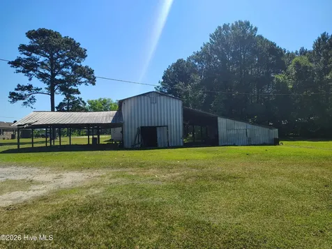 1600 Mrs Tates Road Whiteville NC 28472