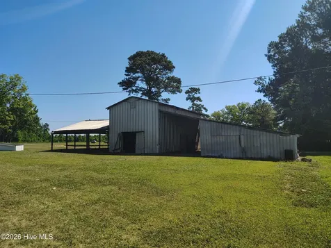 1600 Mrs Tates Road Whiteville NC 28472