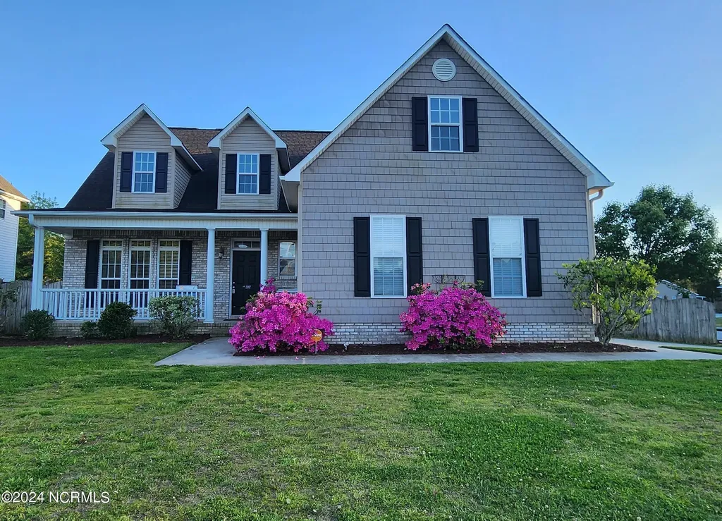 302 Savannah Drive Jacksonville NC 28546