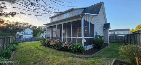 302 Savannah Drive Jacksonville NC 28546
