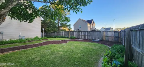 302 Savannah Drive Jacksonville NC 28546