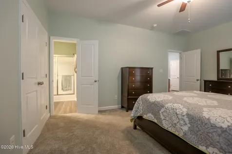 223 Holly Grove Court E Jacksonville NC 28540