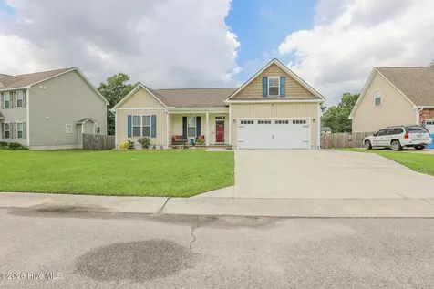 223 Holly Grove Court E Jacksonville NC 28540
