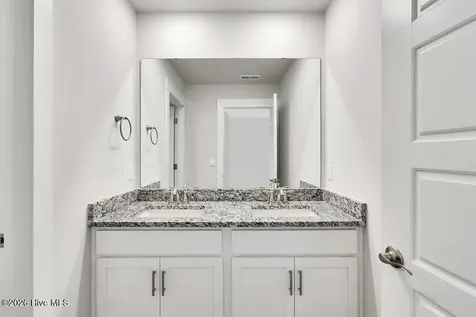 448 Driftwood Drive Richlands NC 28574
