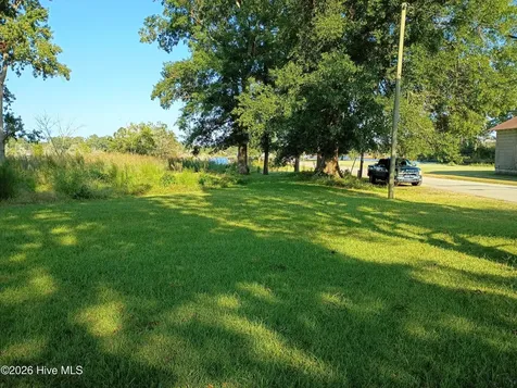 Reid 14696 Main Street Aurora NC 27806