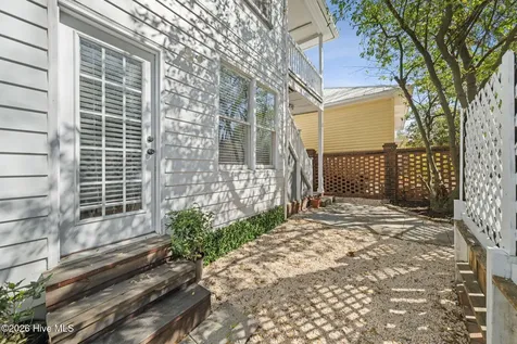 308 Dock Street Wilmington NC 28401