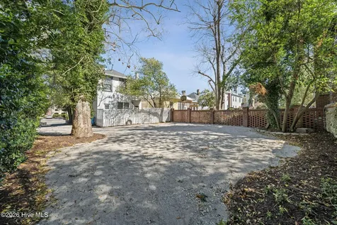 308 Dock Street Wilmington NC 28401