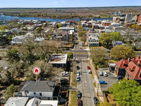308 Dock Street Wilmington NC 28401