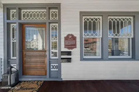 308 Dock Street Wilmington NC 28401