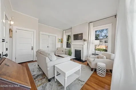 308 Dock Street Wilmington NC 28401