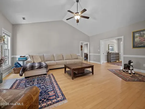 103 Blue Heron Circle Sneads Ferry NC 28460