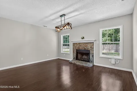 103 Gency Court Jacksonville NC 28546
