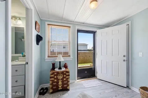 899 Island Road Harkers Island NC 28531