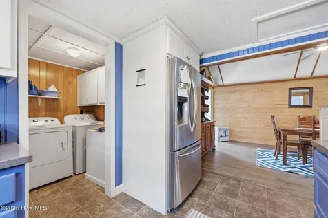 899 Island Road Harkers Island NC 28531
