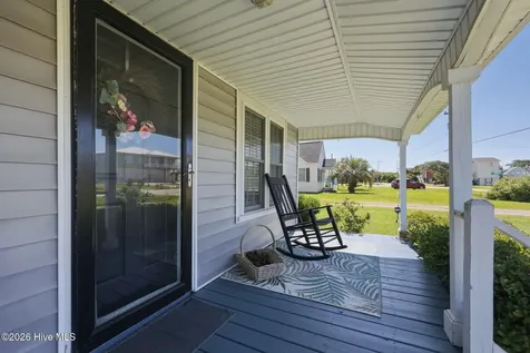 899 Island Road Harkers Island NC 28531