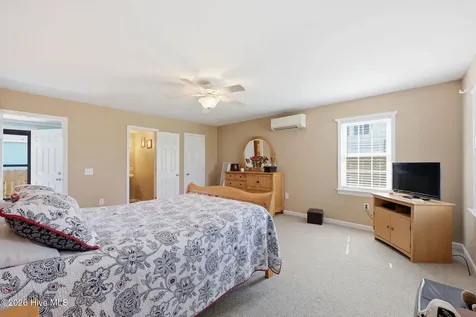 899 Island Road Harkers Island NC 28531