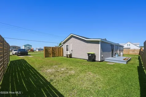 899 Island Road Harkers Island NC 28531